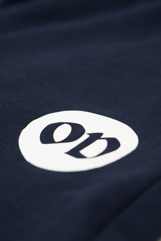 Close-up of OD BASIC JOGGER – smooth sticker print on thick 350 GSM cotton fabric for comfort and durability